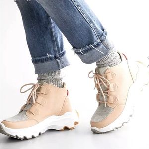 NWT Sorel Kinetic Breakthru Caribou Waterproof Tawny Winter Boots